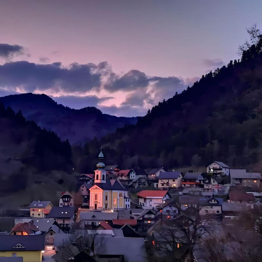 Apartamento Charming Bella Hideout - Adults Only Jesenice Exterior foto